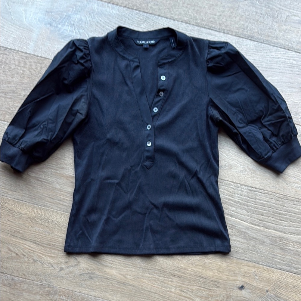 Chic Black Blouse with Puff Sleeves